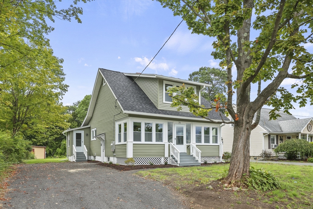 71 Essex St Property Photo 1