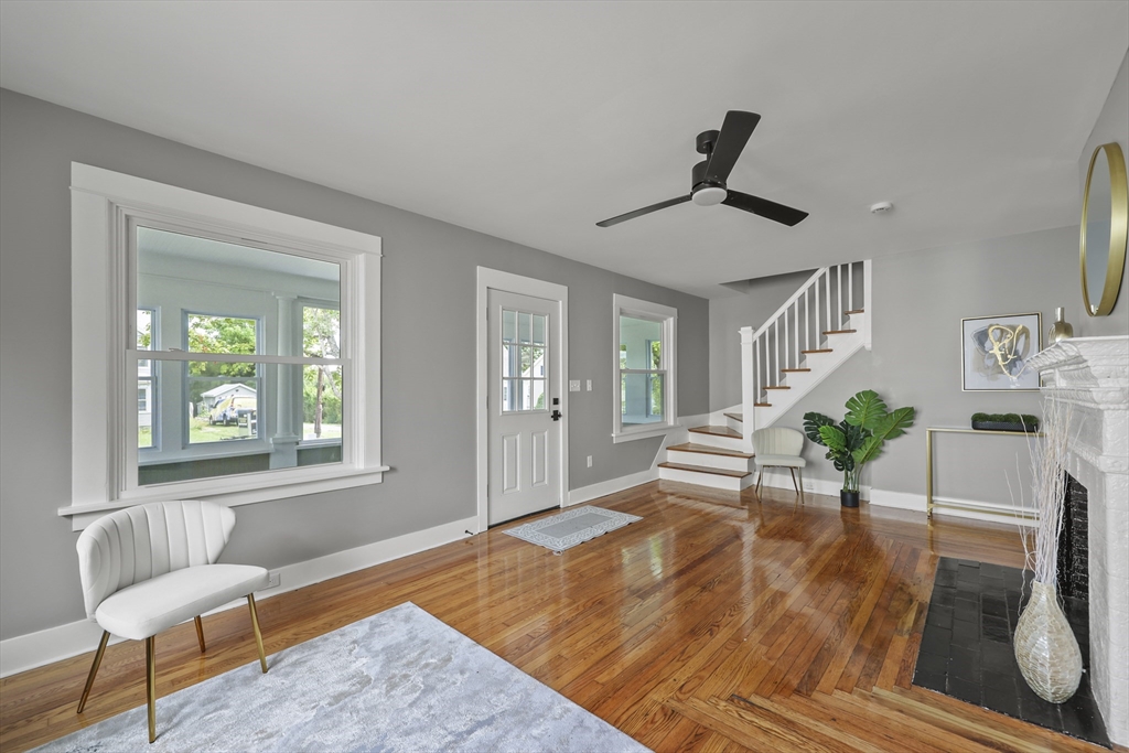 71 Essex St Property Photo 13