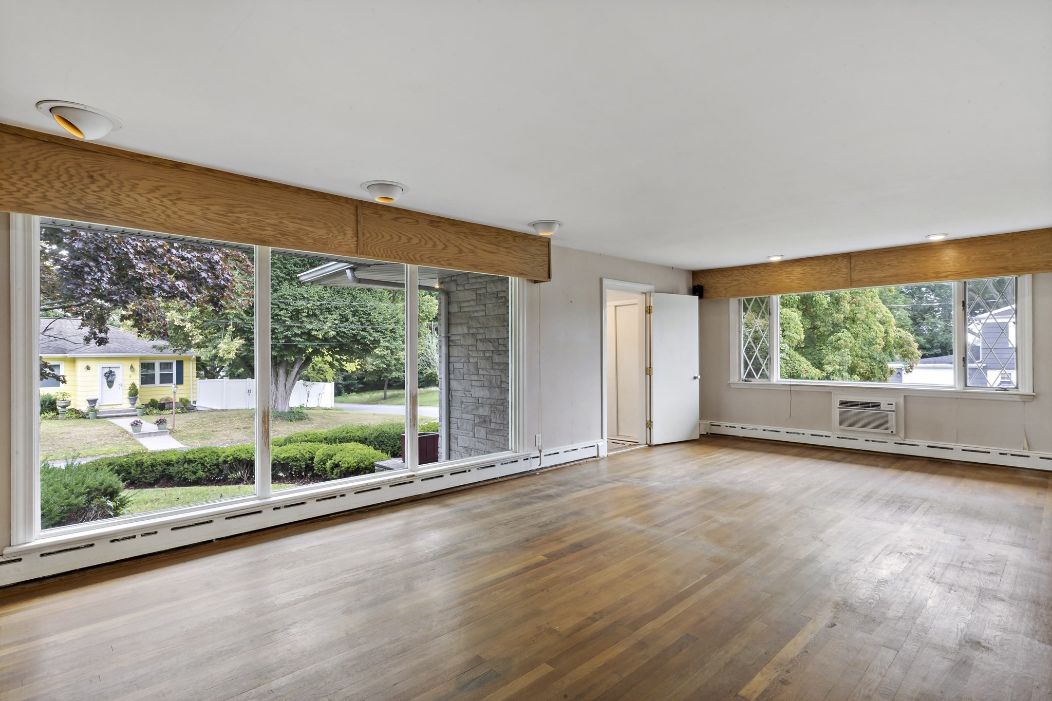 7 Harold Ave Property Photo 13