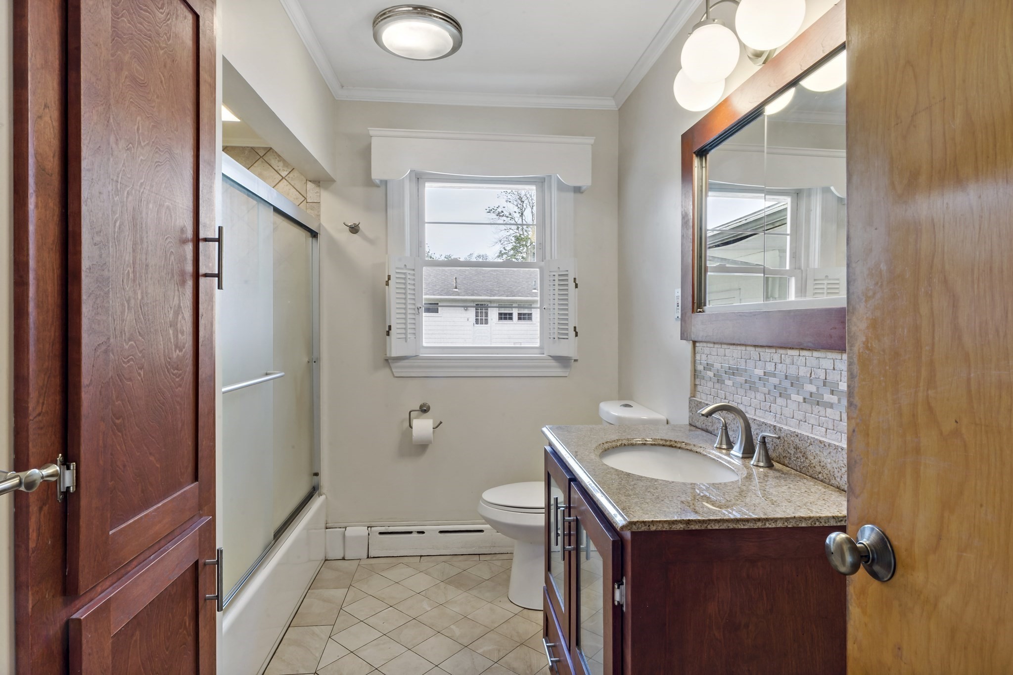 7 Harold Ave Property Photo 15