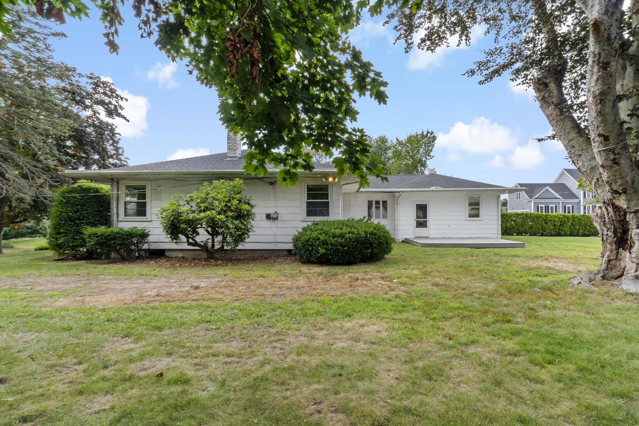 7 Harold Ave Property Photo 29