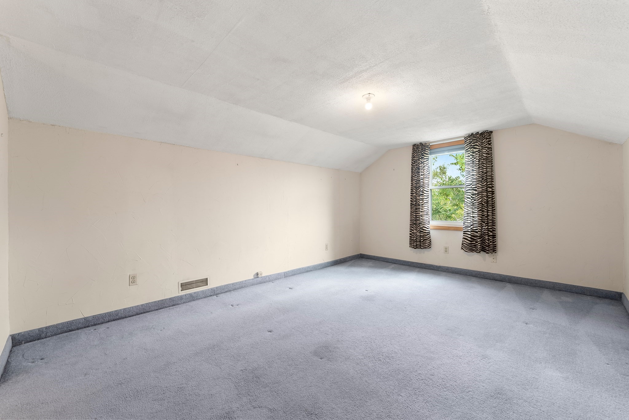 128 Orton St Ext Property Photo 18
