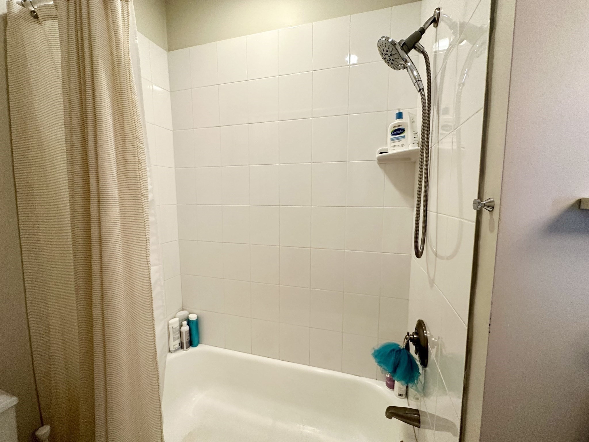 6 Haverford St # 2 Property Photo 15