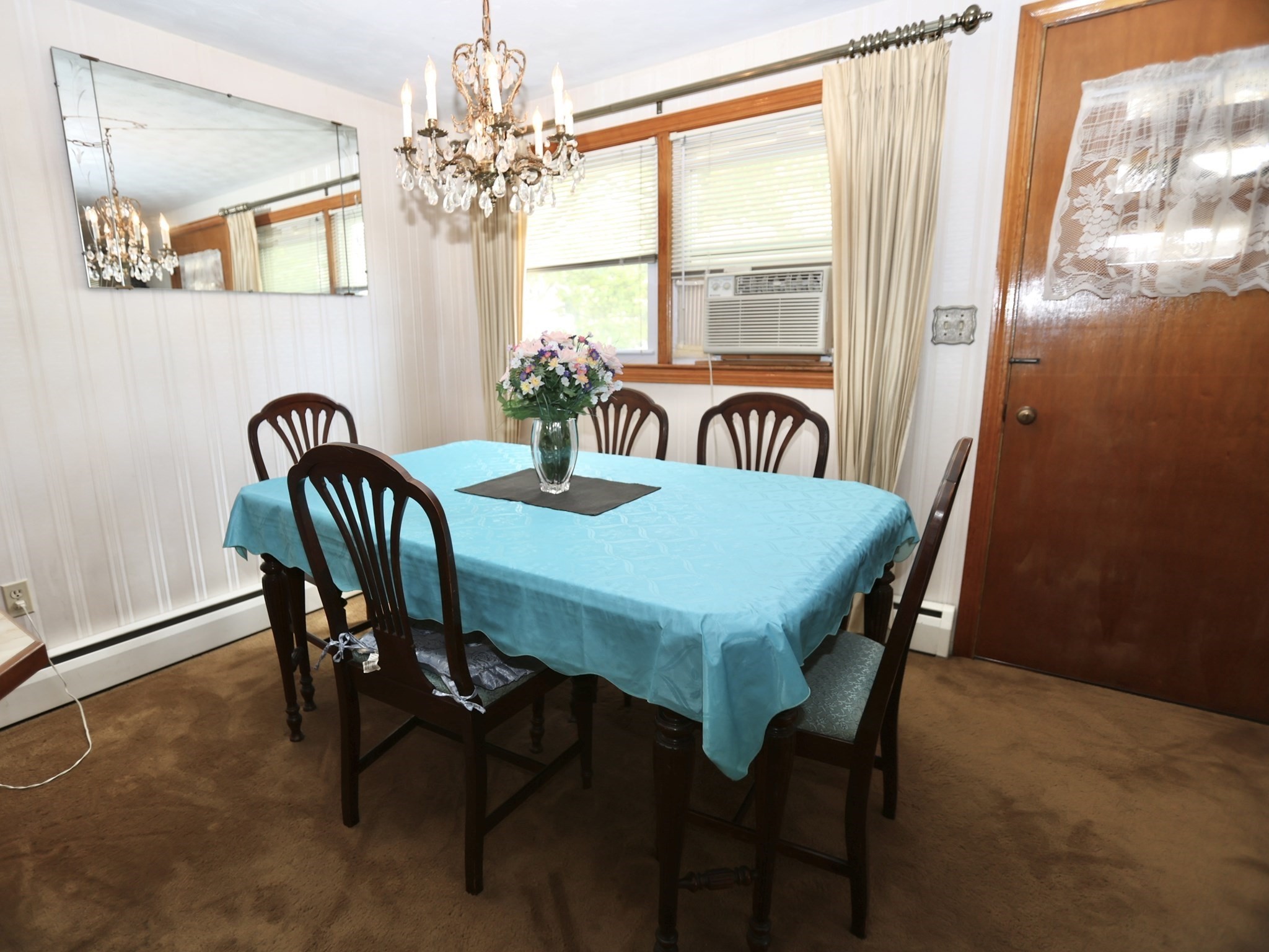 36 Revere St Property Photo 6