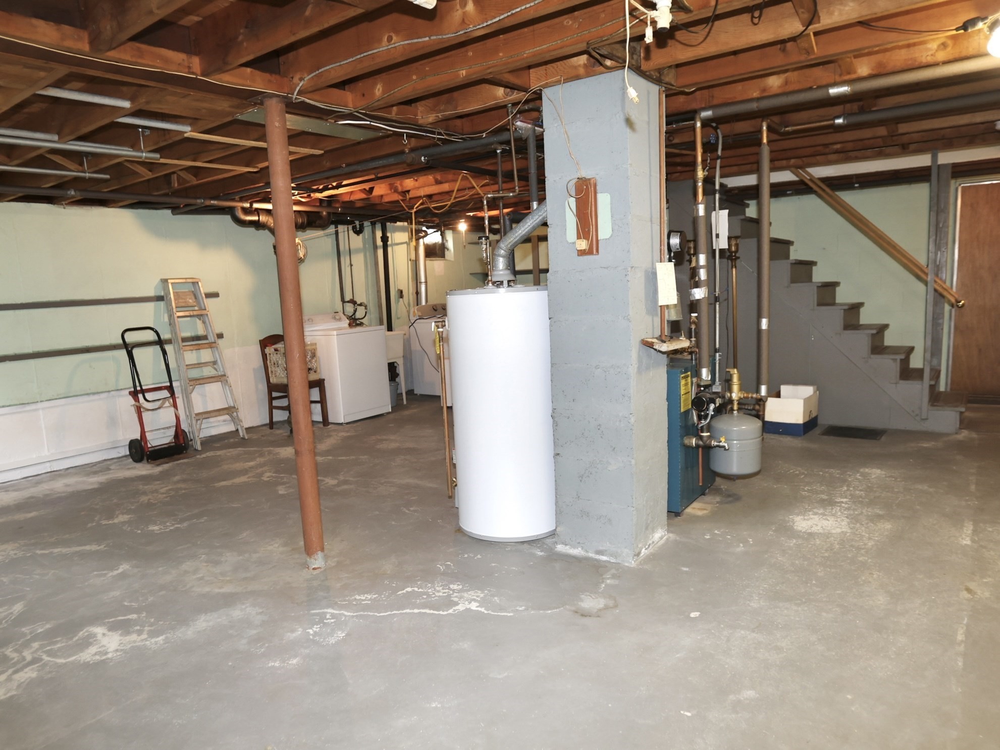 36 Revere St Property Photo 14