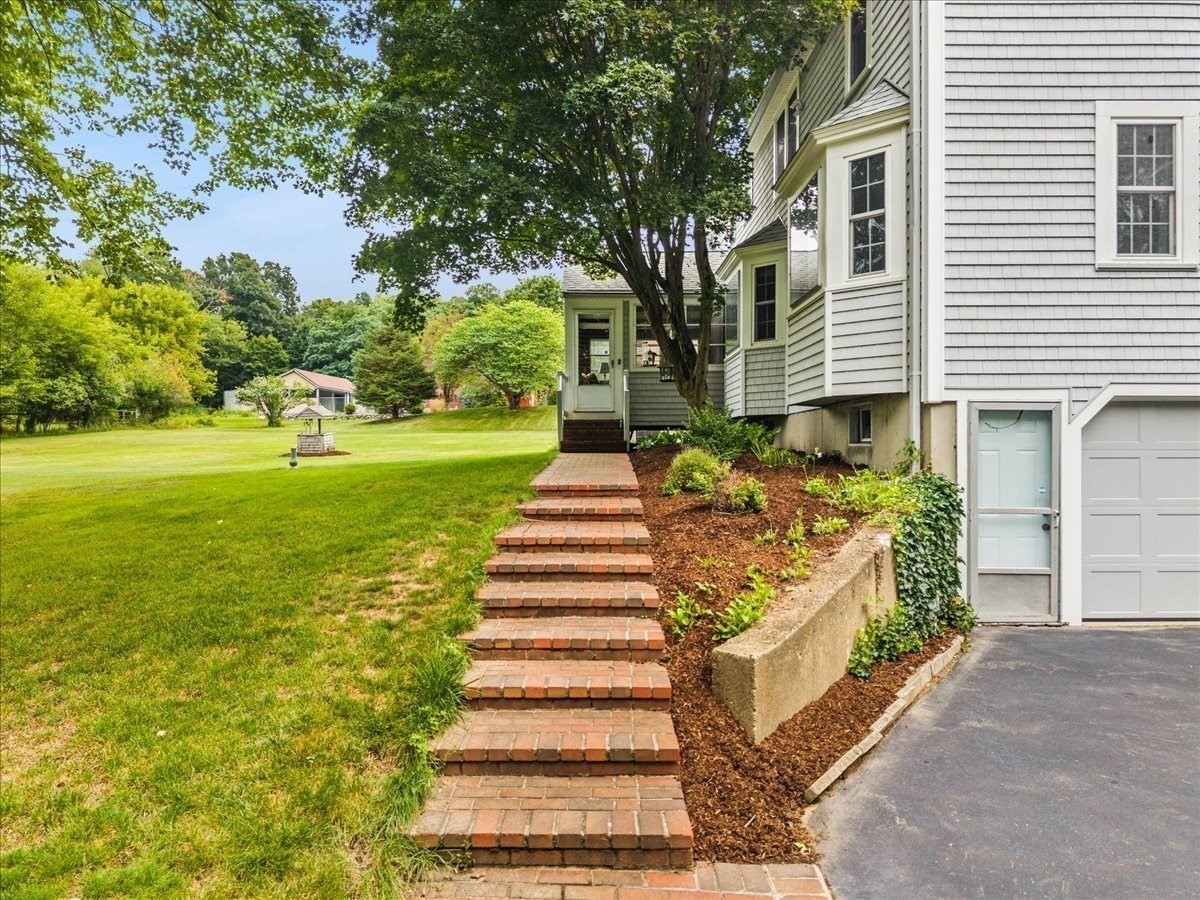 435 Highland Street Property Photo 4
