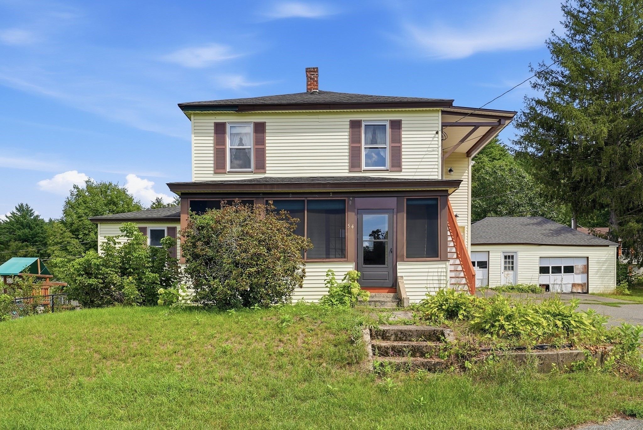 54 Franklin St Property Photo 1