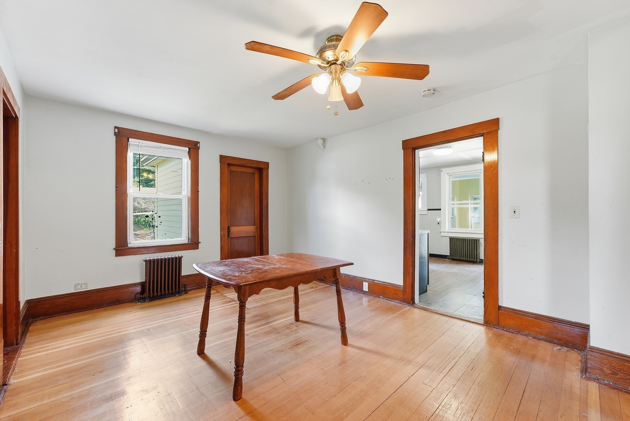 54 Franklin St Property Photo 7