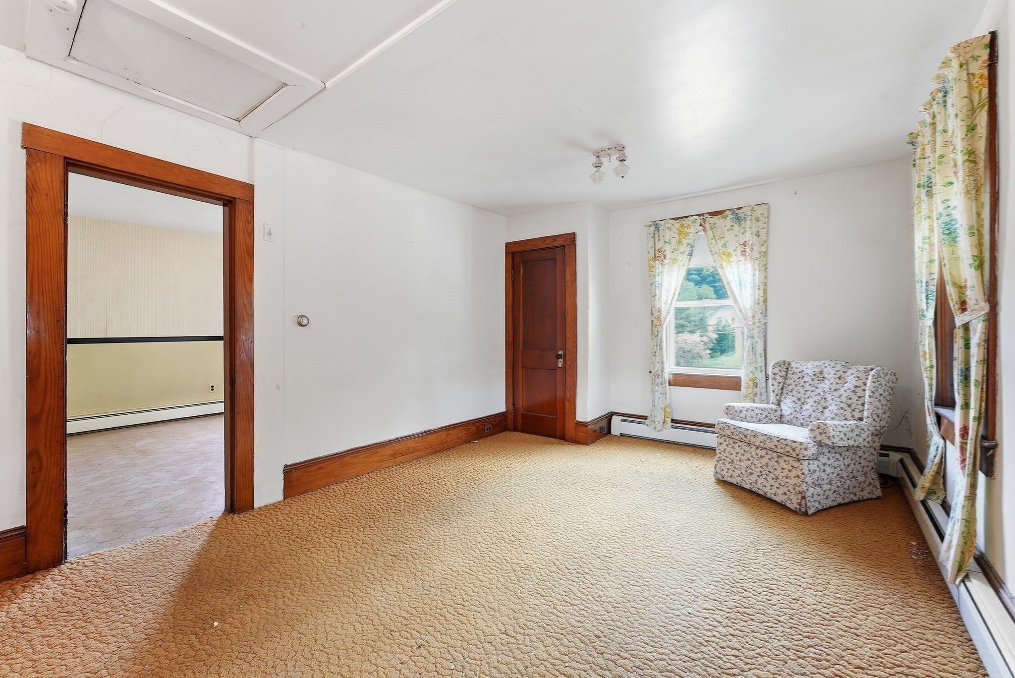 54 Franklin St Property Photo 15