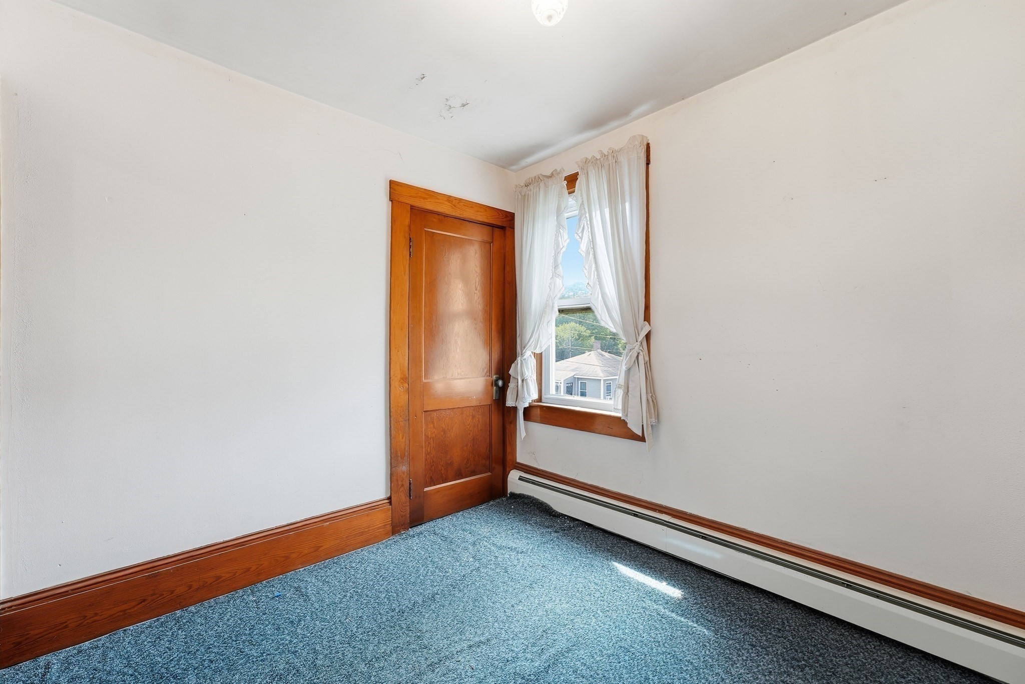 54 Franklin St Property Photo 17