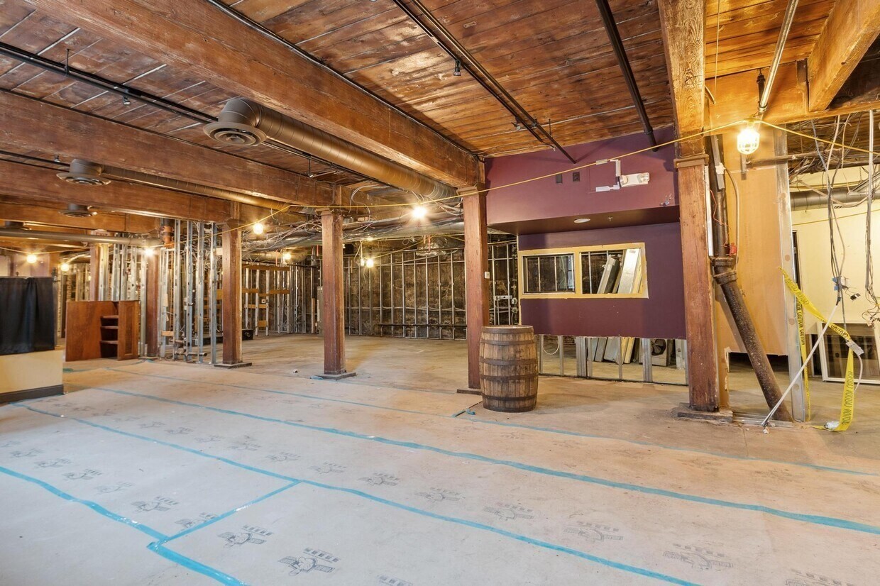 65 Water St Property Photo 16