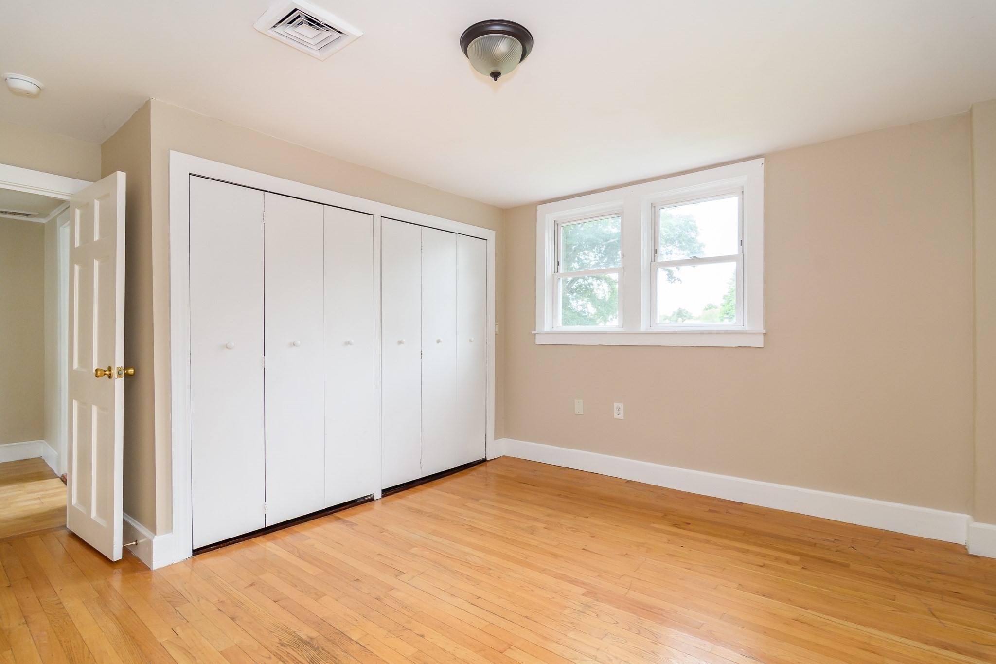50 N Pleasant St # 50 Property Photo 16