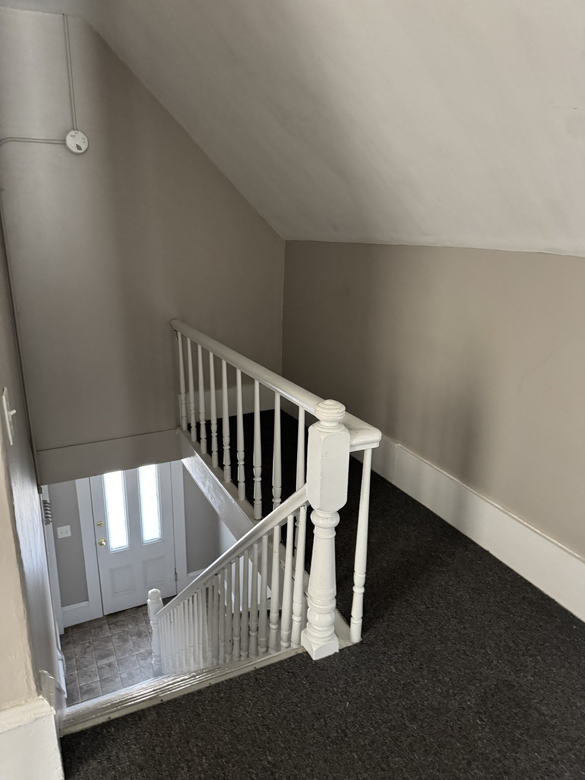 89 E Main St Property Photo 22