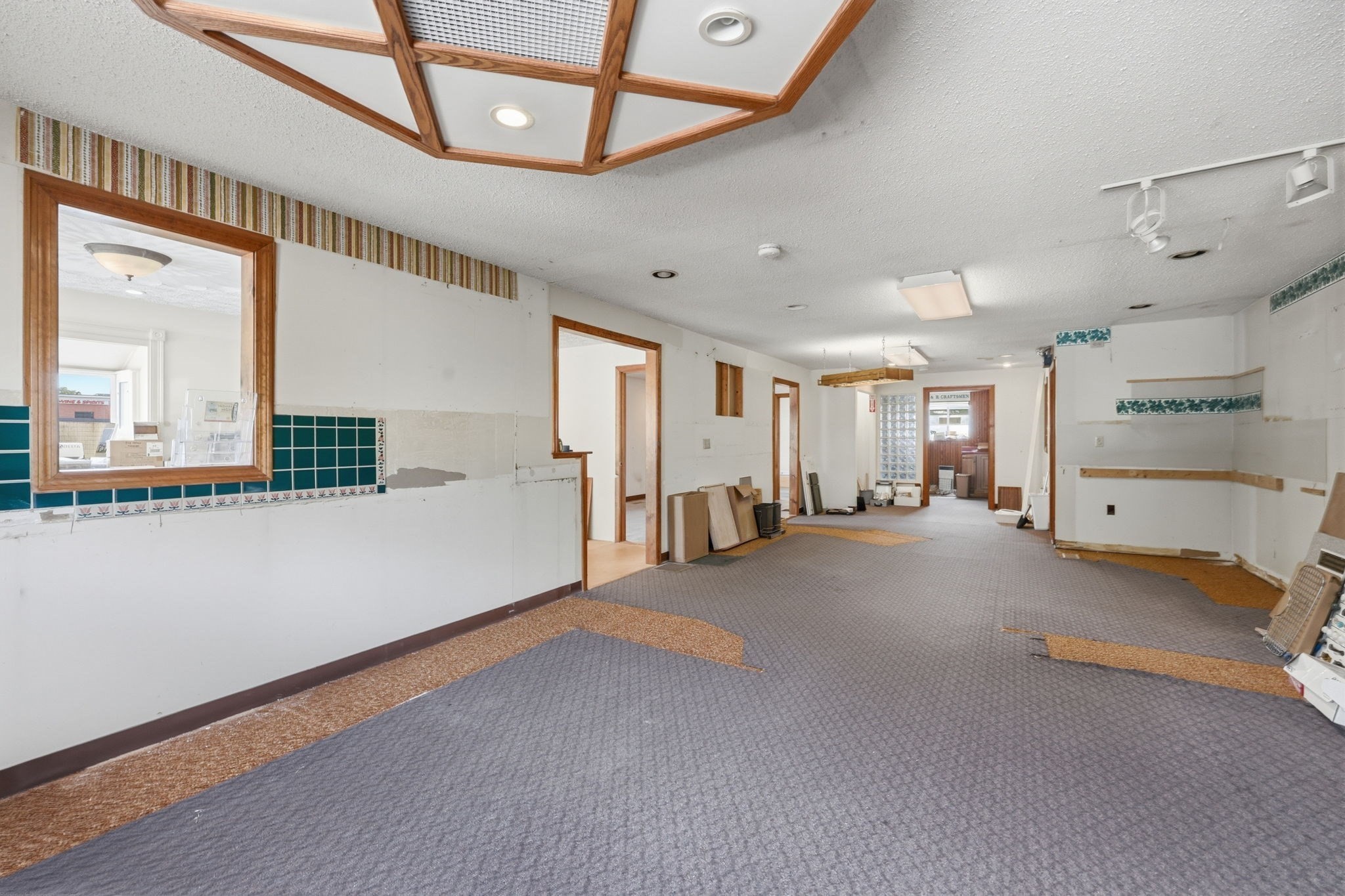107 Princeton St Property Photo 33
