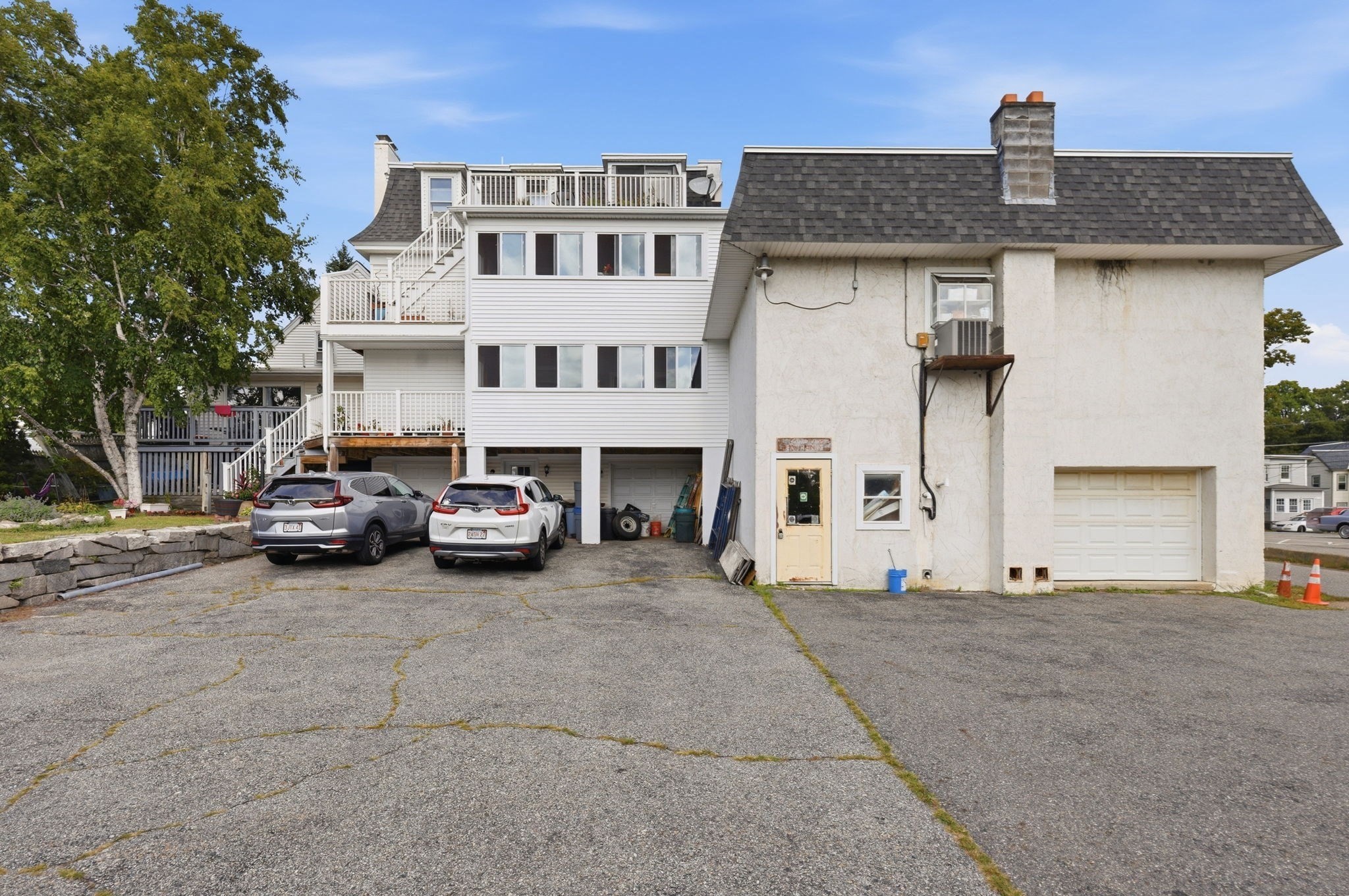 107 Princeton St Property Photo 35