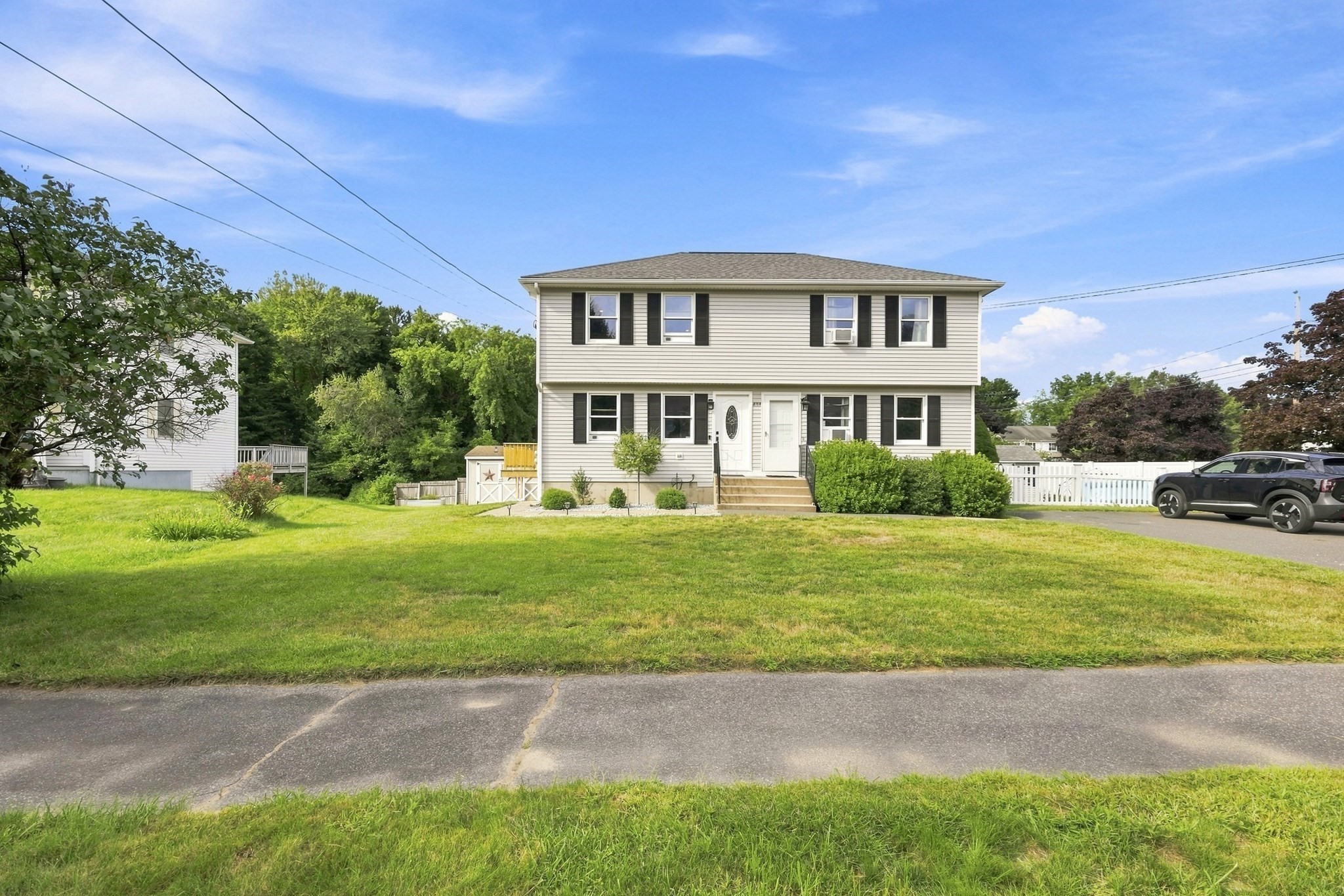 15 Sunflower Lane # B Property Photo 3