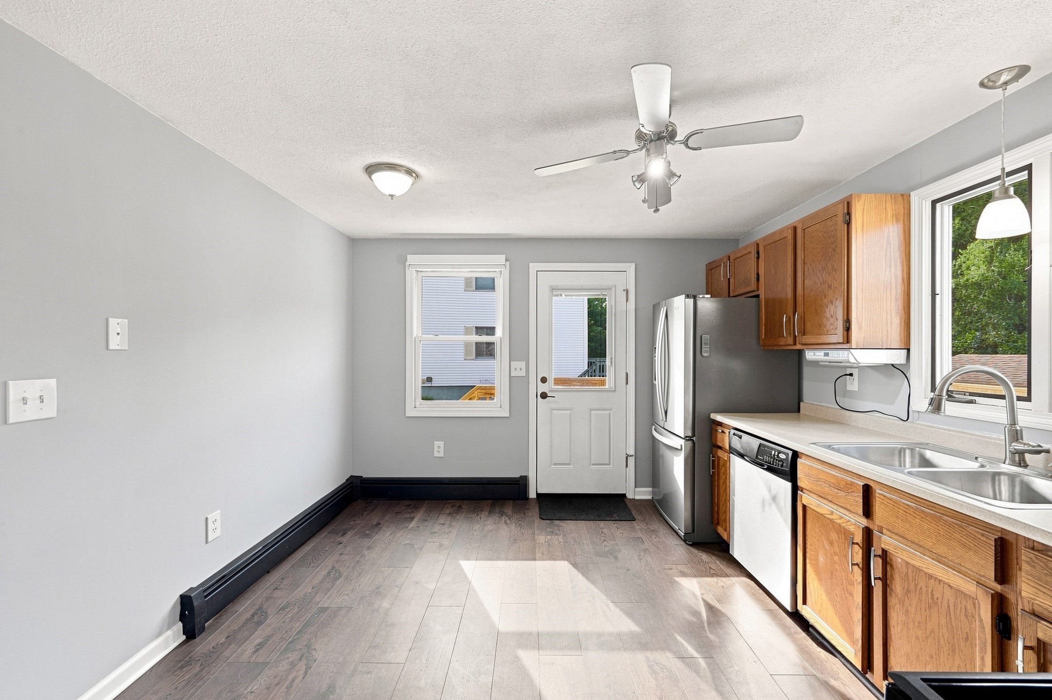 15 Sunflower Lane # B Property Photo 16