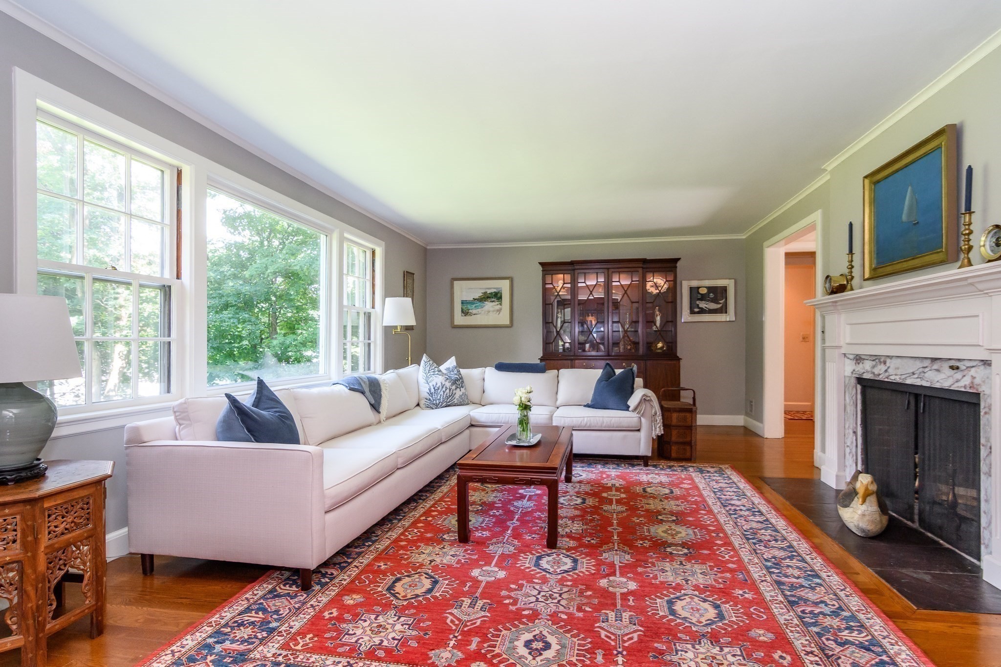 186 Oakland Street Property Photo 4