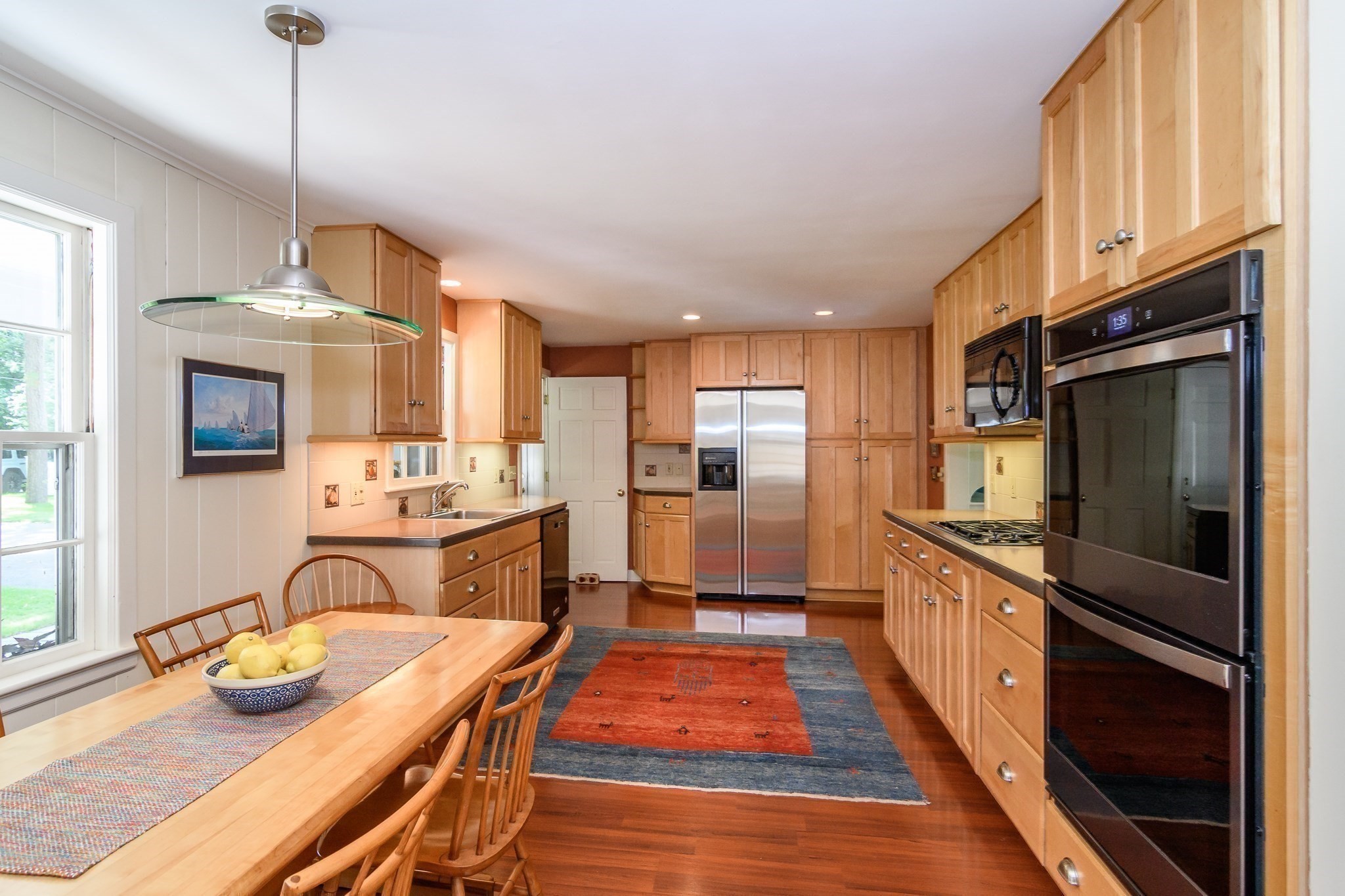 186 Oakland Street Property Photo 8