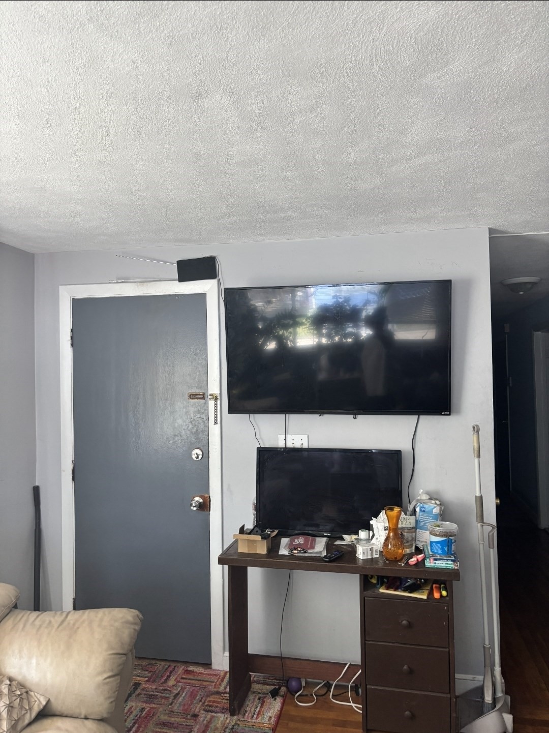 47 Orlando St # 1 Property Photo 1