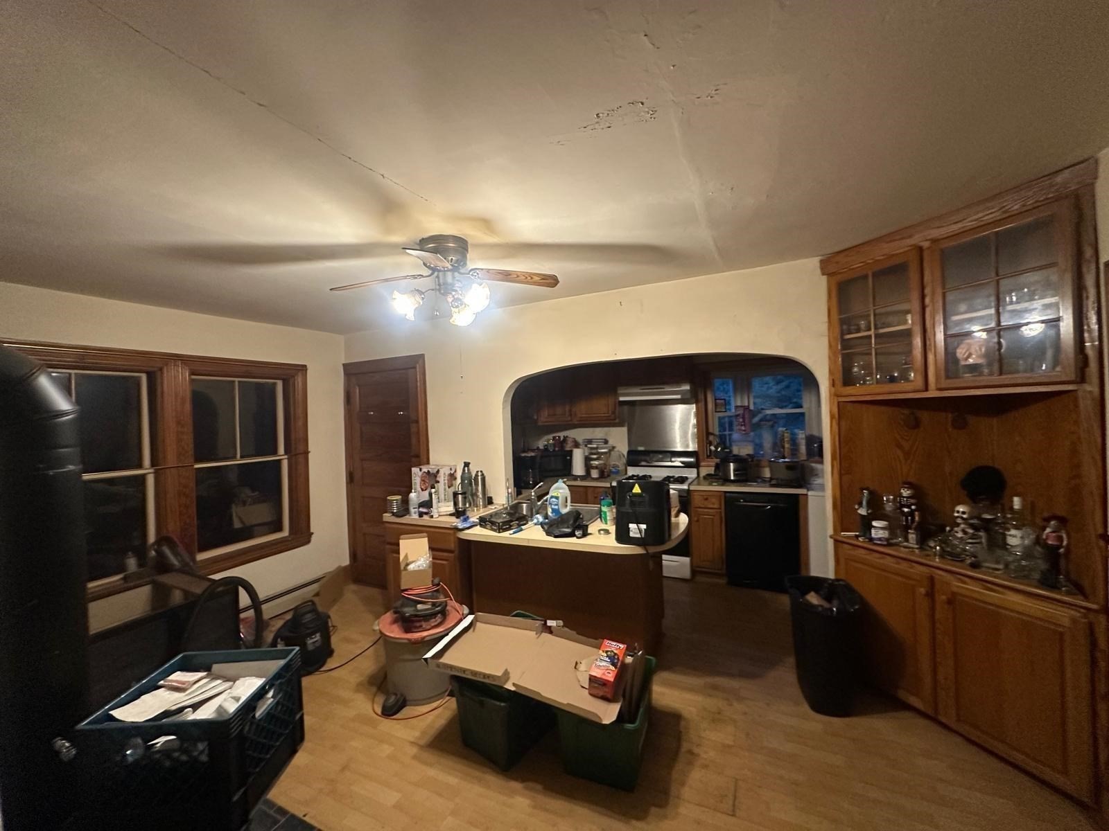 118 Adams Property Photo 32