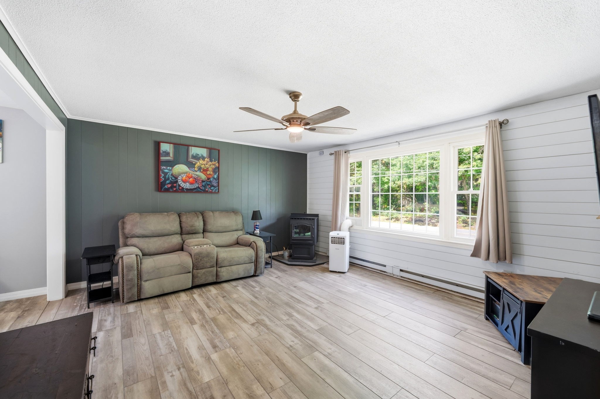 112 Walker Road Property Photo 5