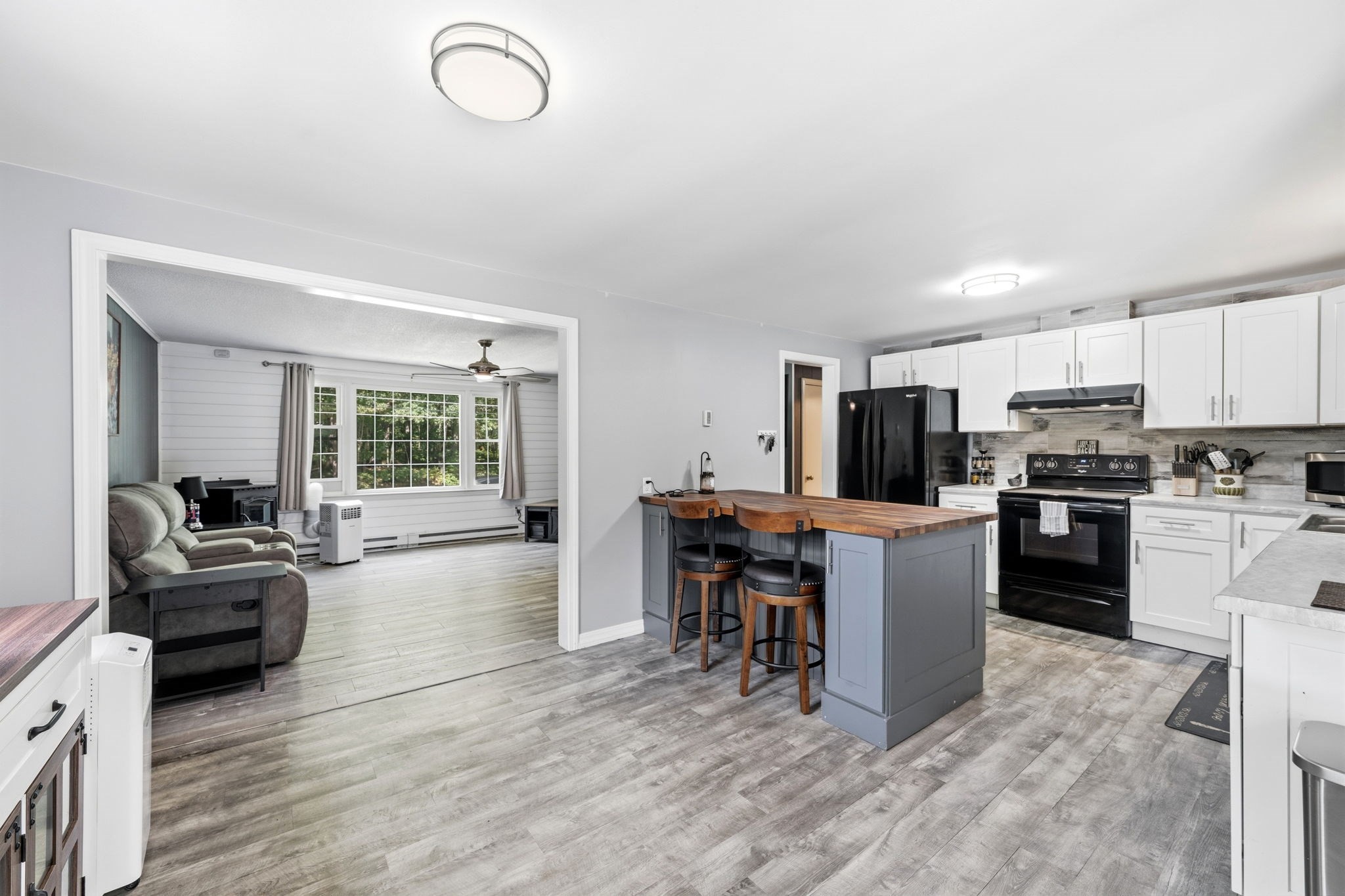 112 Walker Road Property Photo 8