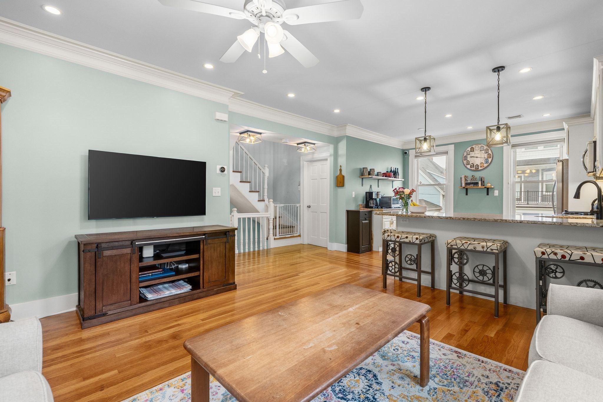 33 Cohasset St # 2 Property Photo 5