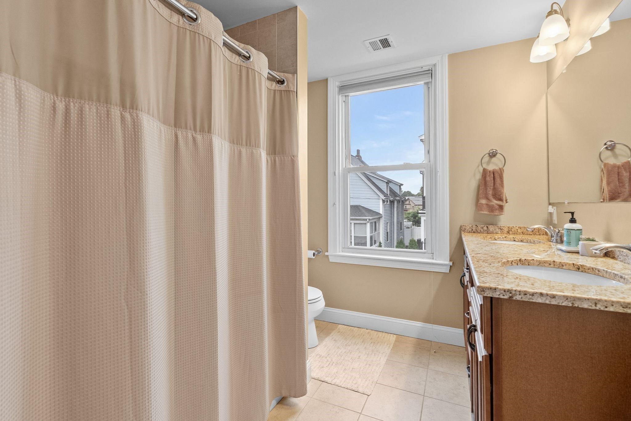 33 Cohasset St # 2 Property Photo 21