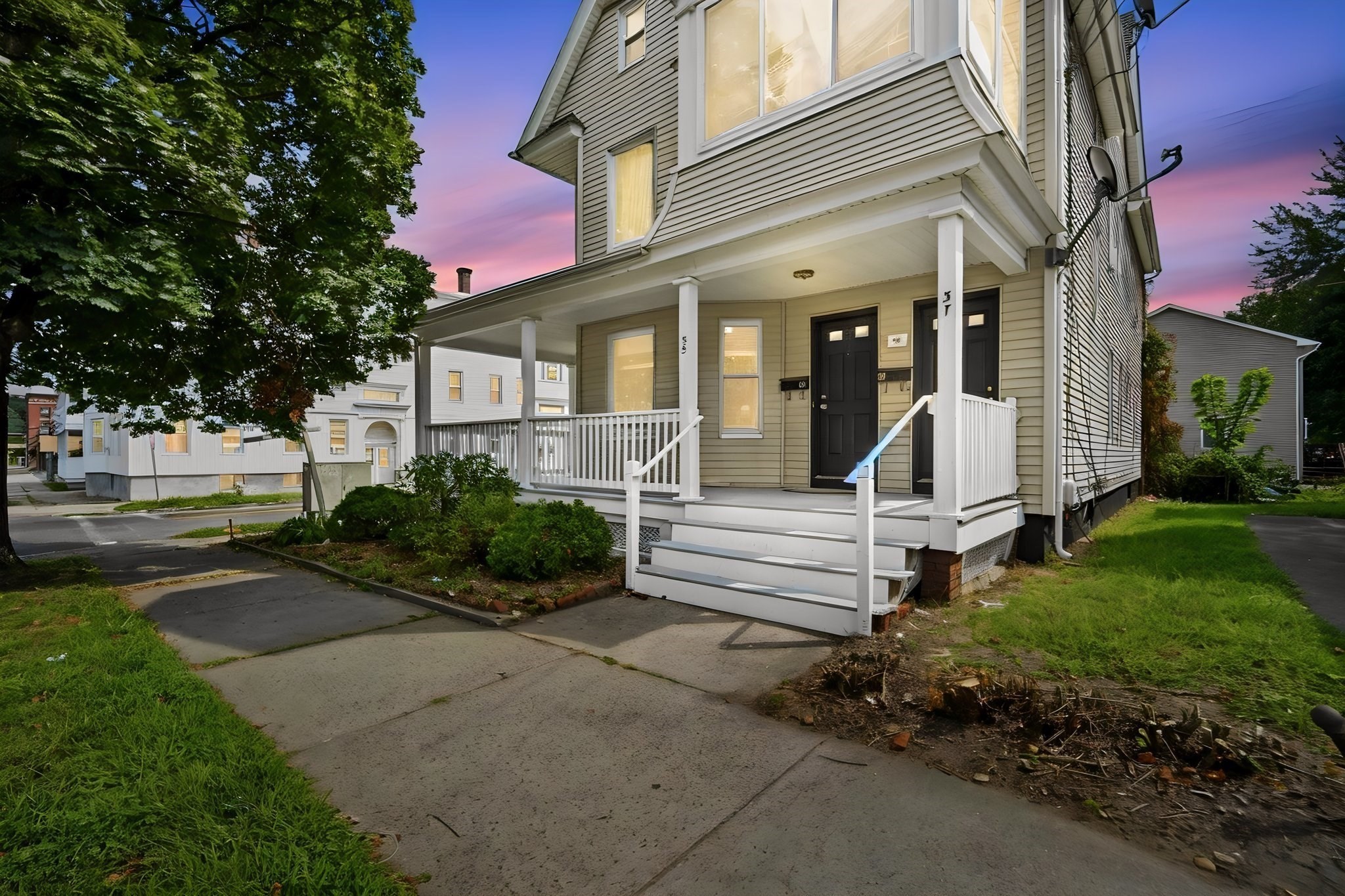 55-57 Oak St Property Photo 3