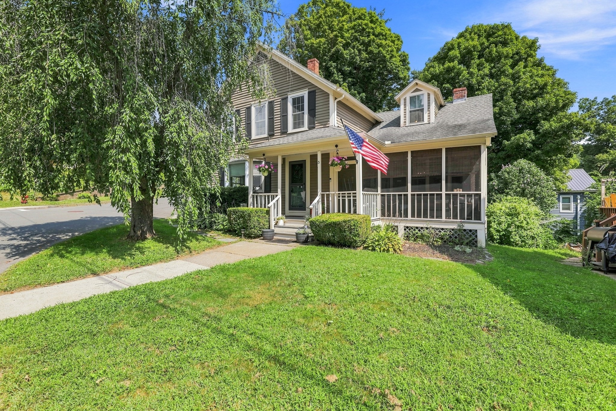 3 Pleasant Street