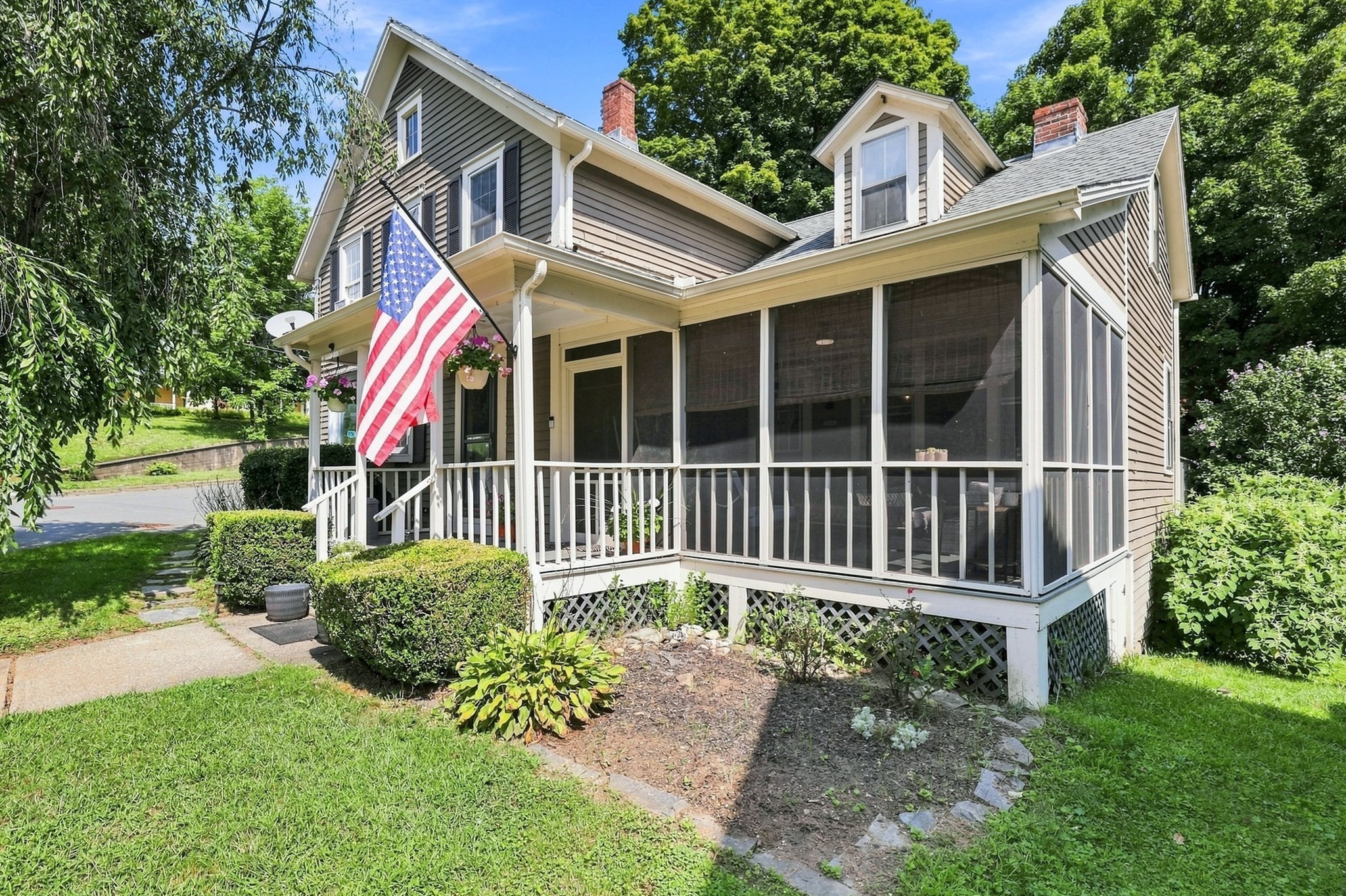 3 Pleasant Street Property Photo 1