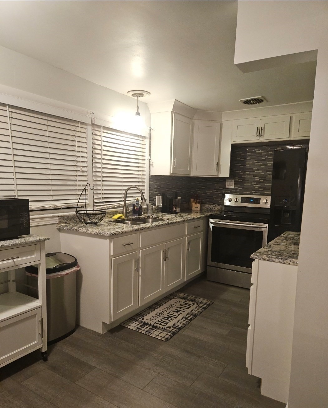 369 Breckwood Blvd Property Photo 4