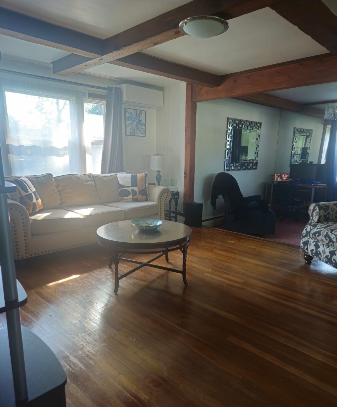 369 Breckwood Blvd Property Photo 5