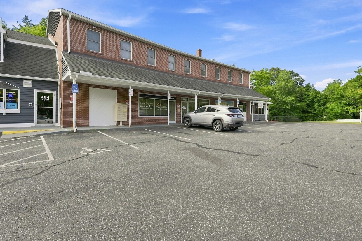 478-488 Main St Property Photo 1