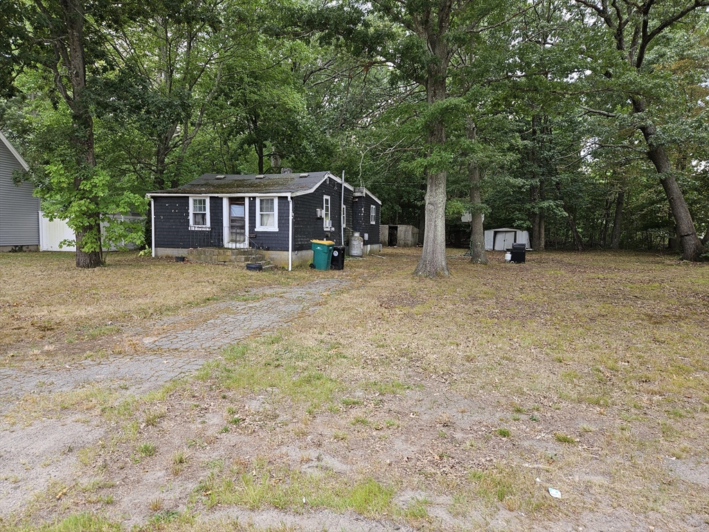 149 Jefferson St Property Photo 2
