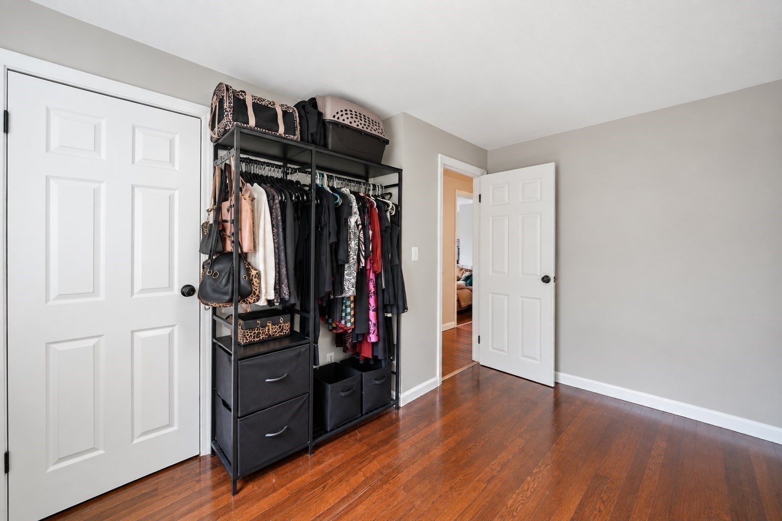 137 John A Dunn Memorial Dr # 5 Property Photo 6