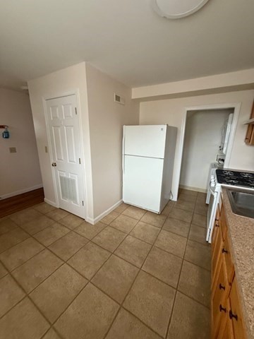 89 Willard Street # 0 Property Photo 4