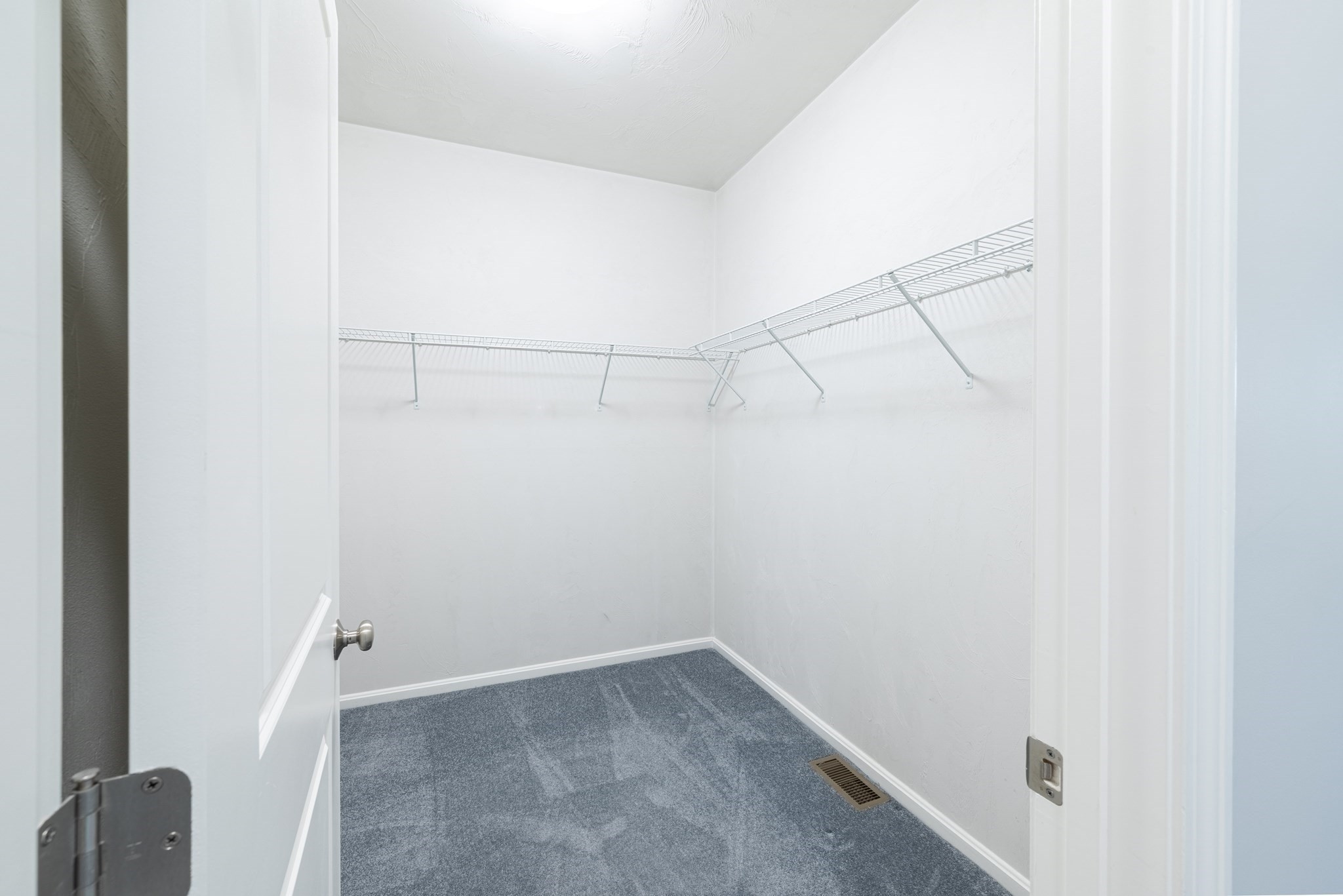 166 Stone Hill Dr # 166 Property Photo 14