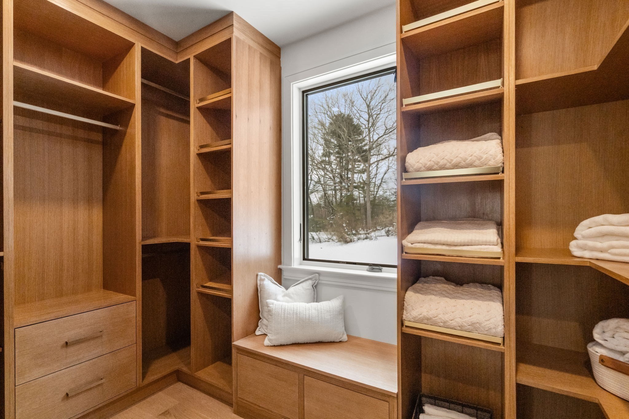14 Fiske Pond Road Property Photo 17