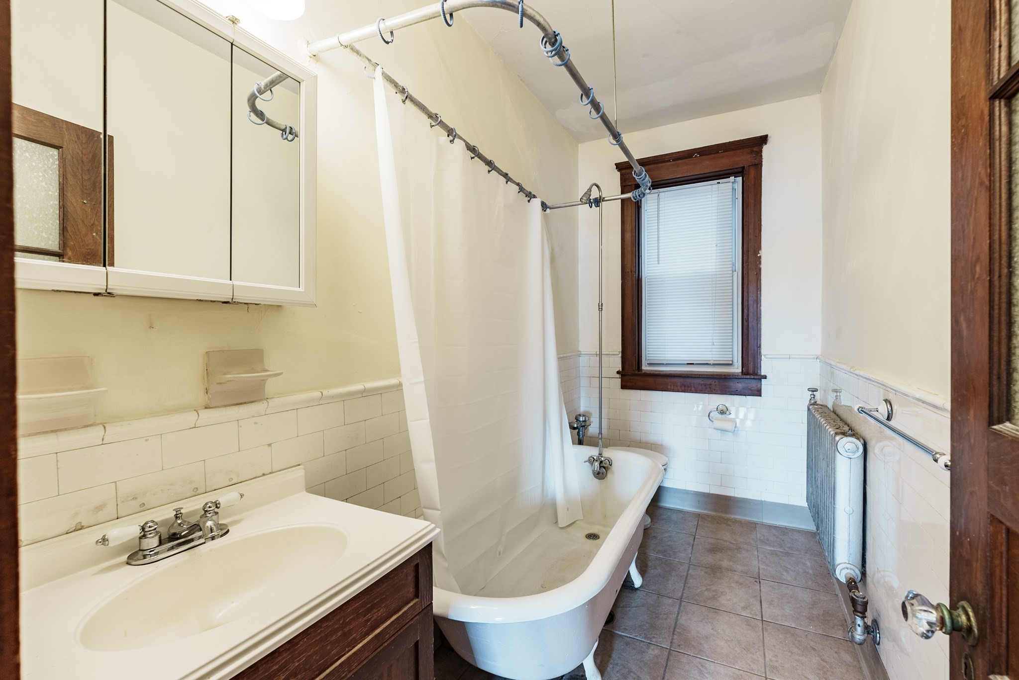 39 O'connor Ave # 2r Property Photo 3