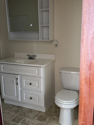 46 King Phillip Rd # 2 Property Photo 14