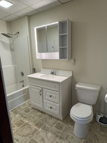 46 King Phillip Rd # 2 Property Photo 15