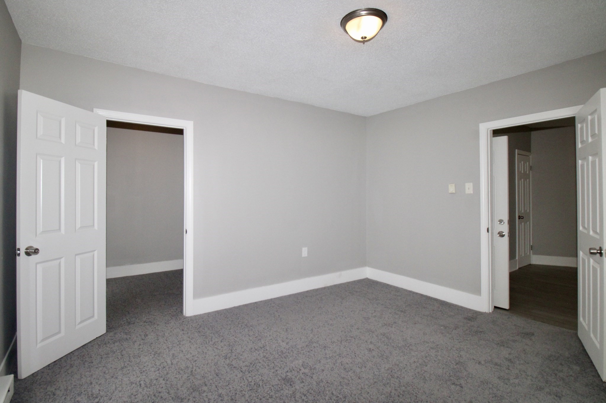 129 Catharine St Property Photo 15