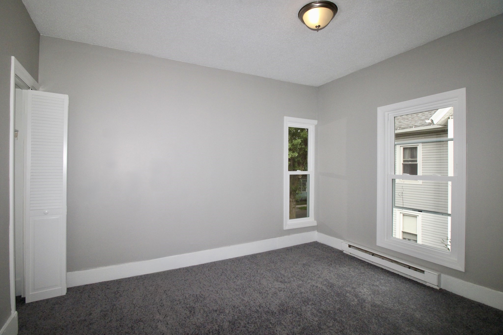 129 Catharine St Property Photo 21