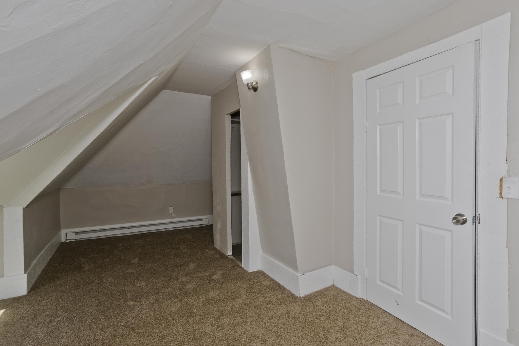 30 Hawthorne St Property Photo 22