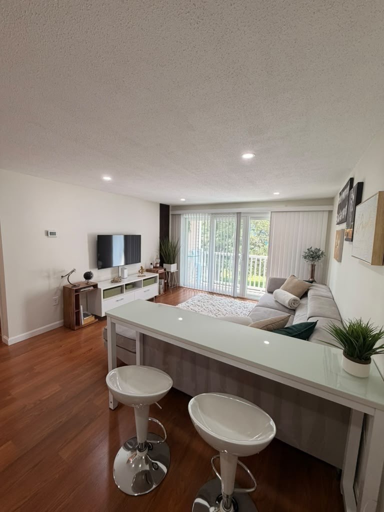 6 Marc Dr Property Photo 7