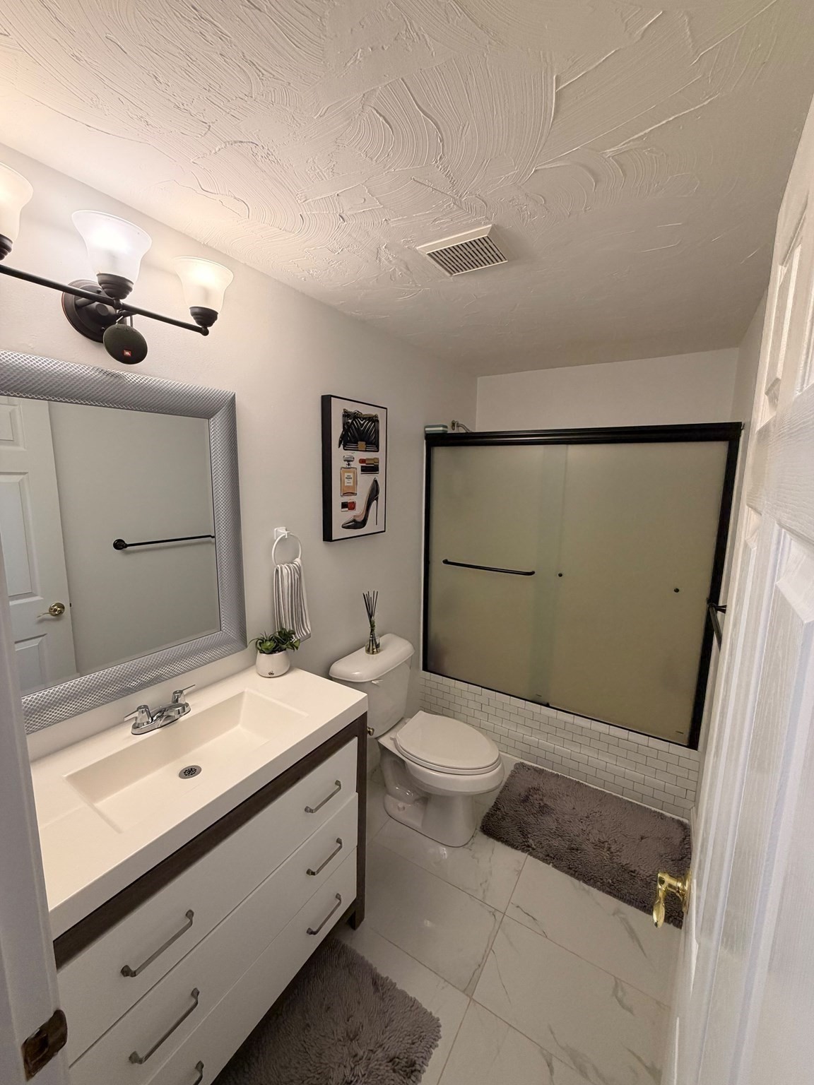 6 Marc Dr Property Photo 15