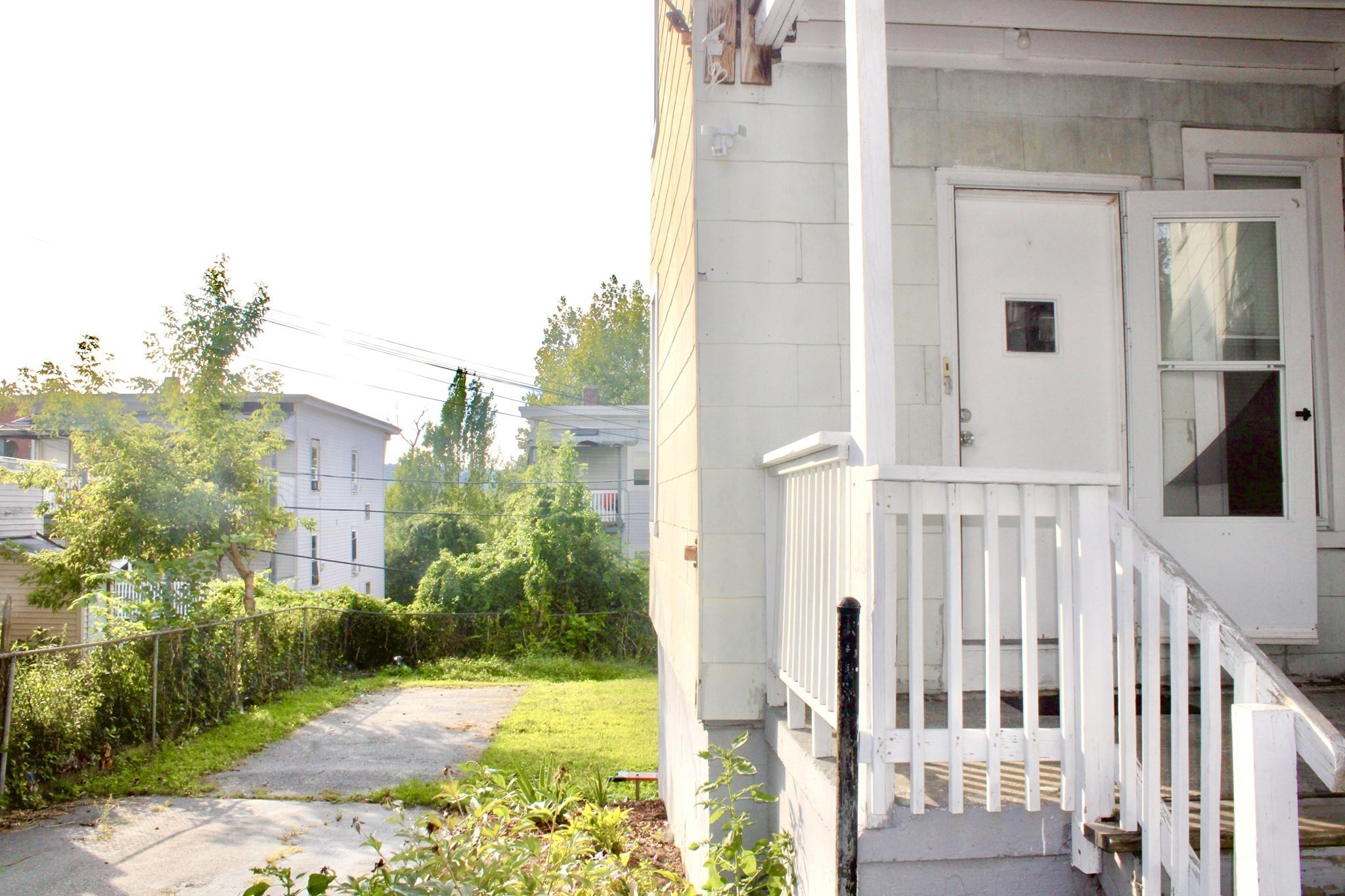10 Hollywood St Property Photo 3