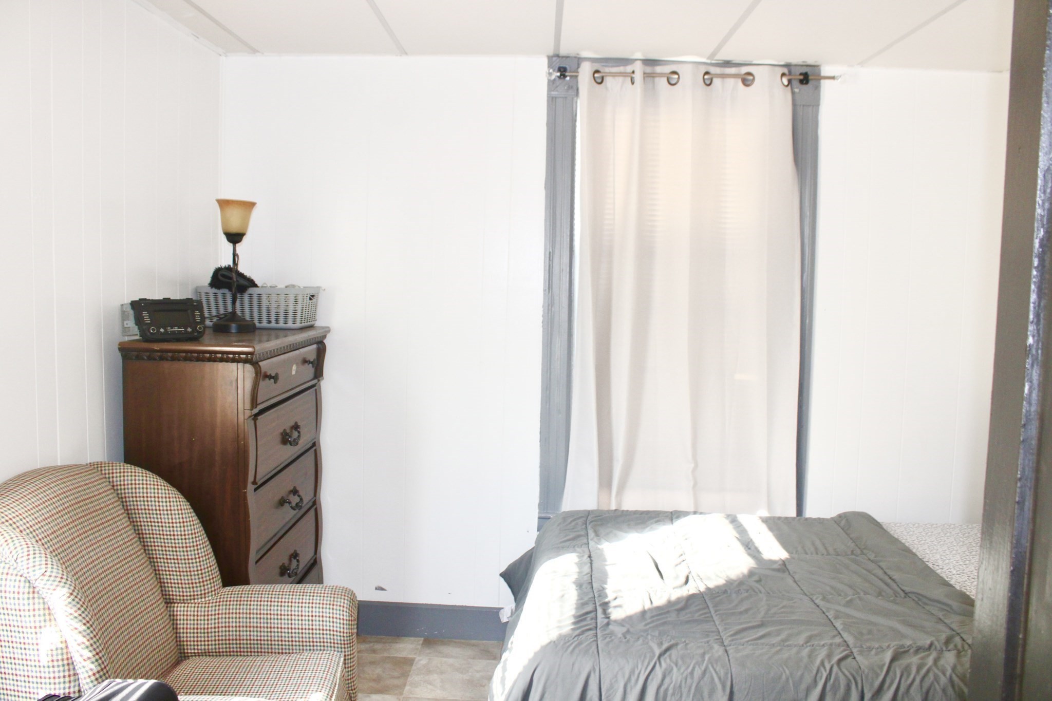 10 Hollywood St Property Photo 9